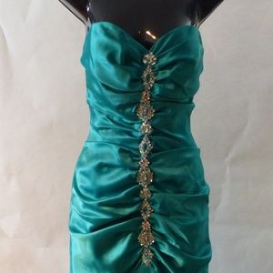 Joli Prom Size 16 New Wtih Tags